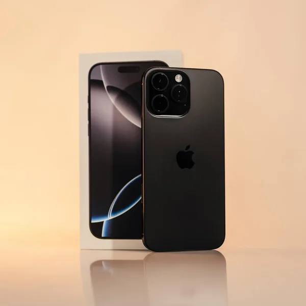 Foto iPhone 16 Pro Max